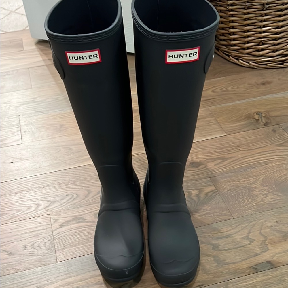 Hunter Navy Tall Rain Boots
